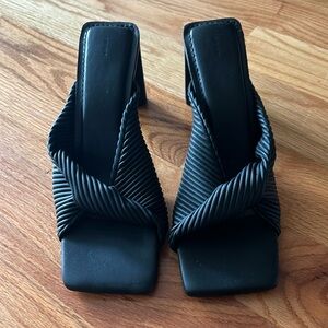 Oak + Fort Black Square Toed Mules - Never Worn